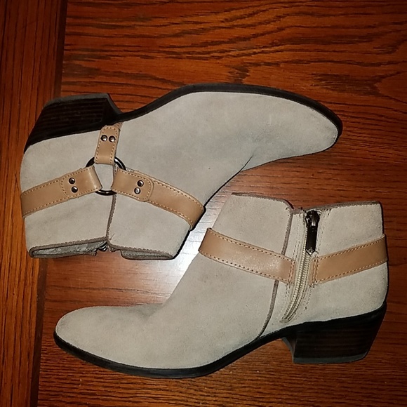 SAM EDELMAN Phoenix Bootie - Picture 3 of 8